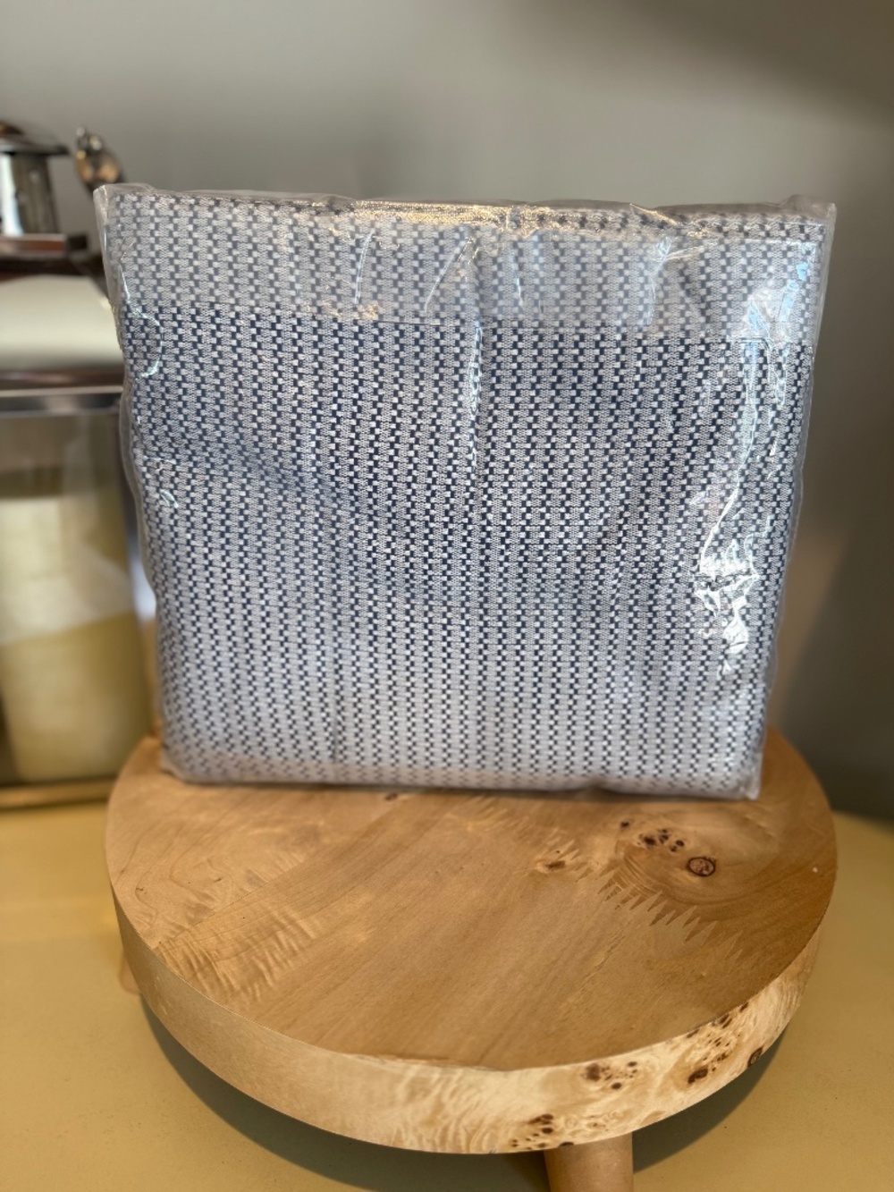 Oversized Turkish Throw Blanket - Navy/White - Picture 2 of 7